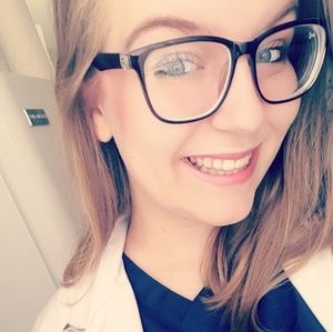 Meet your Posher, Lindsey